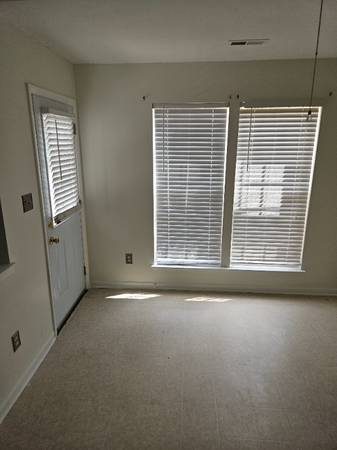$1950.00 / 3br - 1218ft2 - Ranch Style 3 BR/2 BA in Great Steelcreek neighborhood !63925205783683124