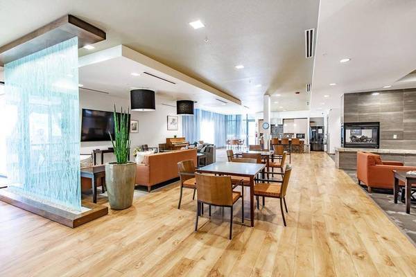 $2,099 / 1br - 810ft2 - Active Adult Senior Living, Central Air and Heating, Disability Access (University Hills)63973505691011123