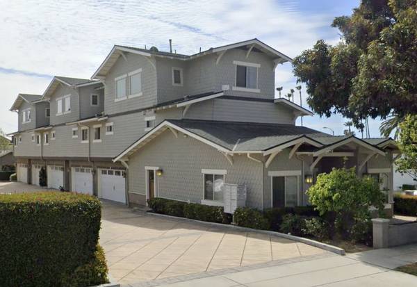 $3,200 / 2br - 863ft2 - Beautiful 2 Bed/2 Bath Townhome -Ventura (Ventura)63800689950851120
