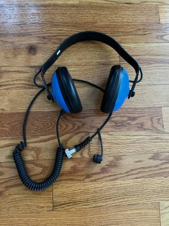 Garrett Metal Detector Waterproof Headphones 1