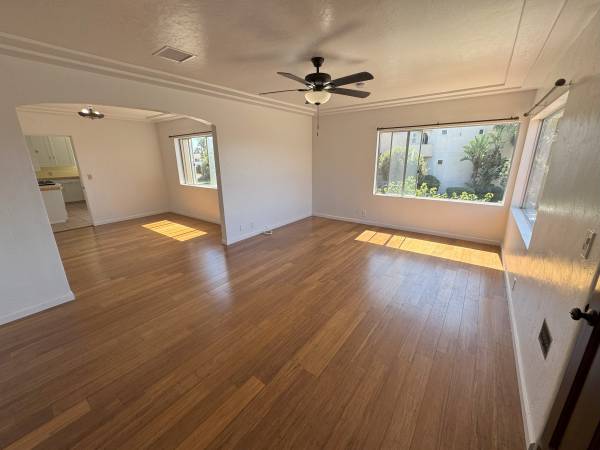 $5,900 / 4br - 2224ft2 - POINT LOMA HOME 4br-2.0 baths located on large corner lot (Point Loma)63663888131457123