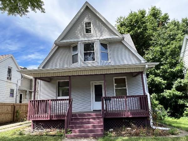 $1,770 / 3br - Single Family Home (907 S Allin)63700508290947120