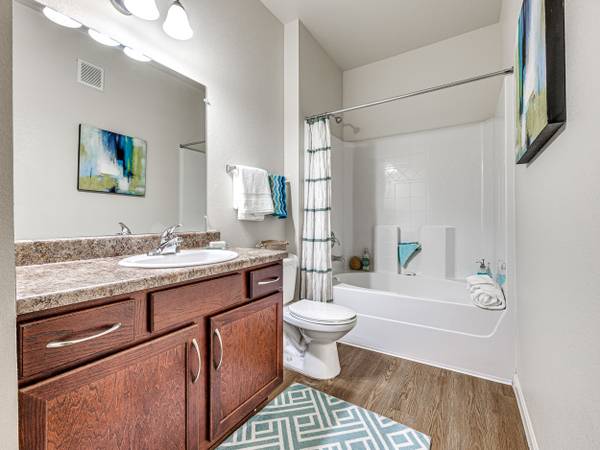 $1,170 / 1br - 821ft2 - 1 bedroom, Built-in Microwave, Community Clubhouse (Tulsa, New Tulsa, Broken Arrow, Owasso, Jenks, Claremore)63982277749123120
