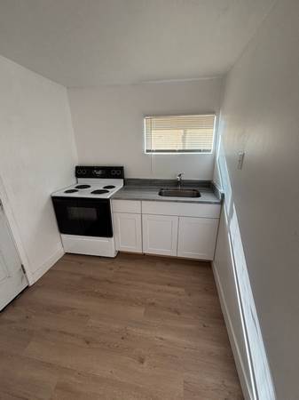 $1,095 / 1br - 700ft2 - 1 BED 1 BATH APARTMENT FOR RENT! FULLY REMODELED! FENCED BACKYARD! (MESA (CENTER & BROADWAY))64024823057026122