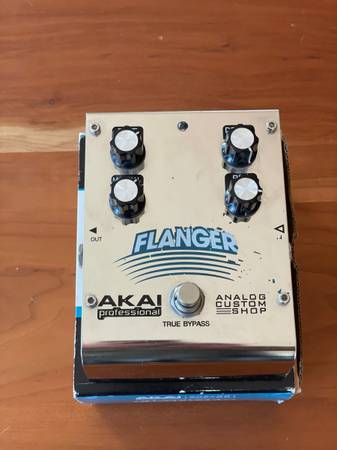 Akai Analog Custom Shop Flanger 1
