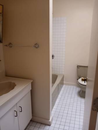 $985 / 1br - Un dormitorio (New Haven)64010333366403123