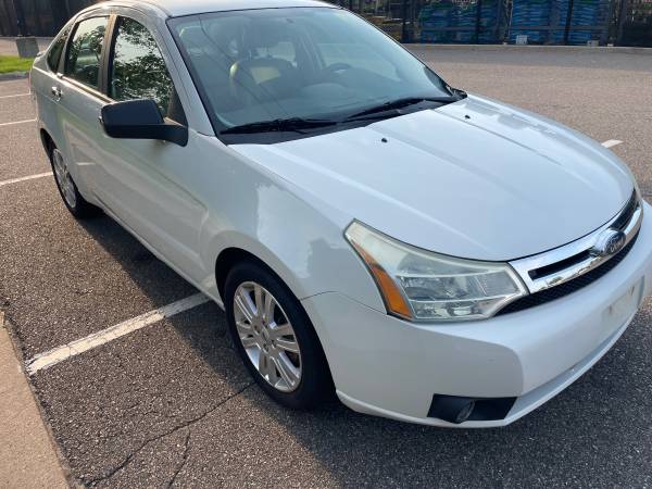Ford Focus 124 K de cuero - $2.70063470777588993122