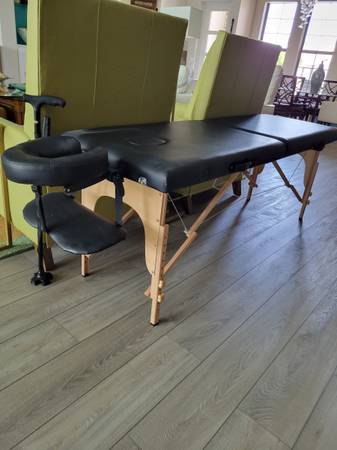 Massage table 1