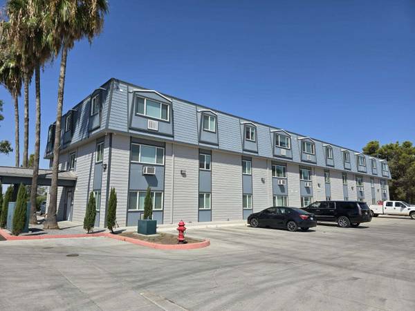 $1,150 / 1br - 550ft2 - 1 bedroom 1 bath 2nd floor apartment (Red Bluff)63972529796995121