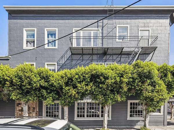 $1,499 / 1br - 3460ft2 - Updated Top-Floor 1-Bedroom Apartment in Cow Hollow!! (San Francisco)63824145372545120