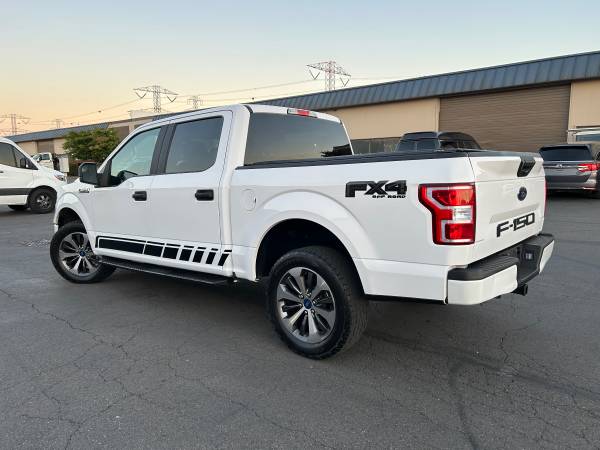 2019 Ford F-150 XL 4X4 - $19.900 (Auburn)63469766382723123