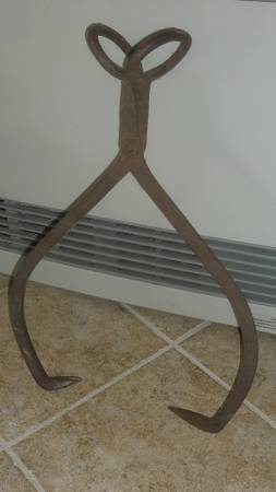 Ice Block Tongs 1