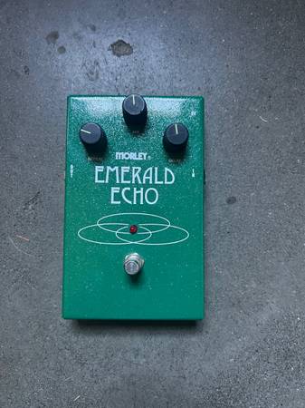 Morley Emerald Echo delay pedal 1