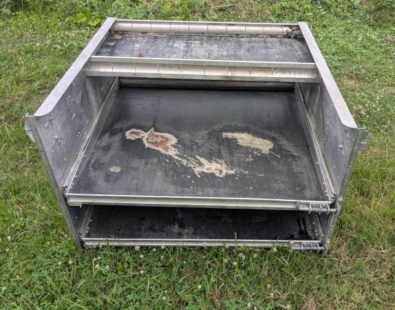 Sliding Cargo Tray / Shelves 1