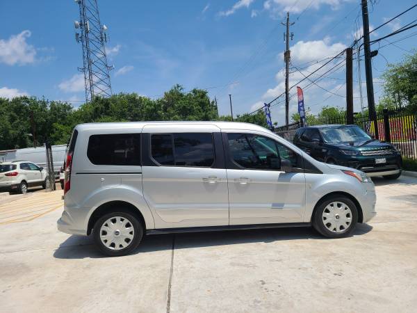 2019 Ford Transit Connect Passenger, título limpio, un solo dueño, financiamos - $14,500 (Houston)63617061047811124