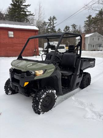 2017 Can AM Defender HD8 1
