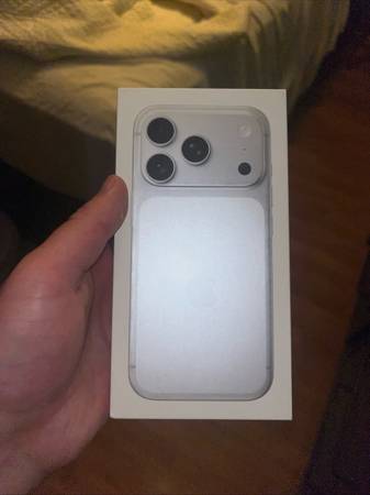 I buy iphones for cash 1