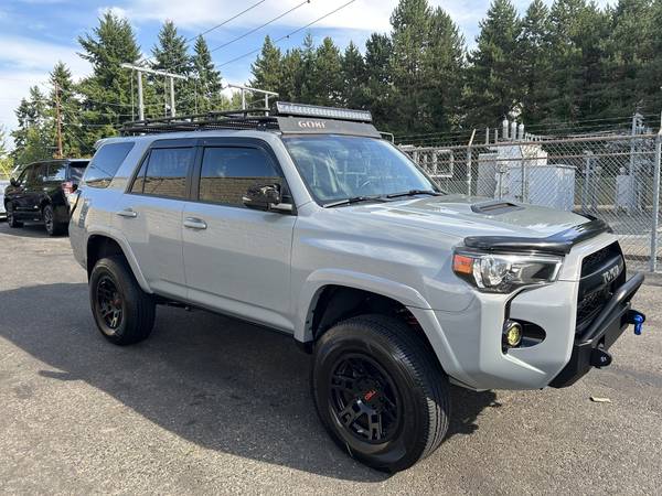 2017 Toyota 4runner TRD PRO 4WD --1owner, Clean title, Lifted-- - $34,950 (kirkland)63470589631105122