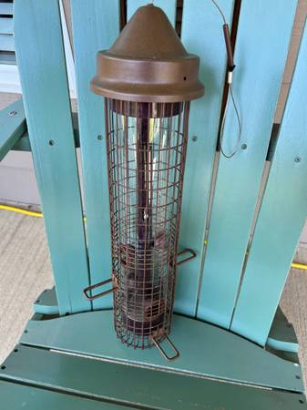 Bird Feeder 1