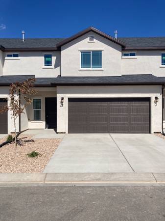 $1,695 / 3br - ***  !! Move-In Discount !! *** 3 Bed - 2.5 Bath Large Condo (Cedar City)64020363372673120