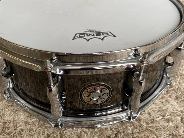 Sakae SDM1455BR 5.5x14 Black Nickel Brass Snare Drum (Made in Japan) 1