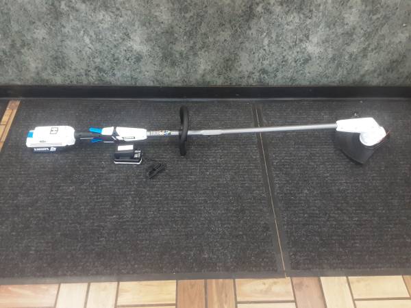 Hart 40V Cordless String Trimmer 195112-2 1