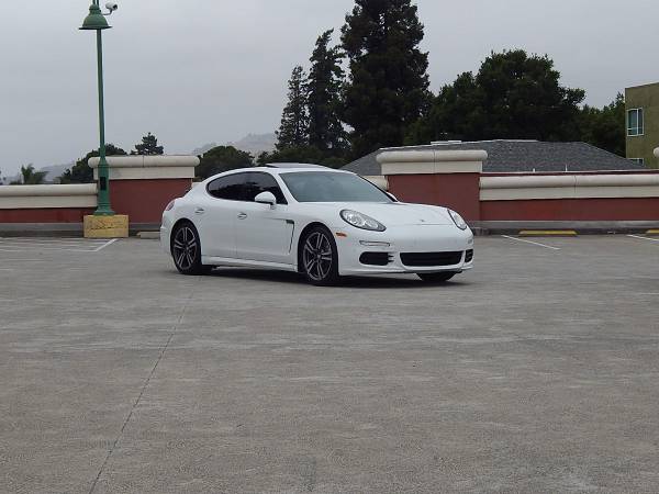 2016 Porsche Panamera Edition hatchback White - $21,995 (CALL or TEXT 510-998-0134 FOR)63477551470083124