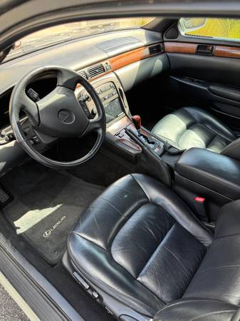 ¡UNICORNIO! Lexus SC400 del año 1999 con 79,000 millas. Título limpio. Sin accidentes. - $24,000 (ingleside / SFSU / CCSF)63444028139395123