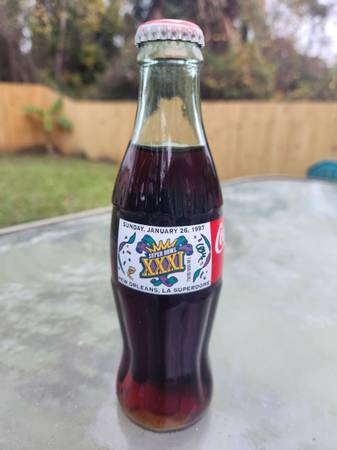 Vintage 1997 Coca-Cola 8 oz Commemorative Bottle - Super Bowl XXXI New Orleans,  1