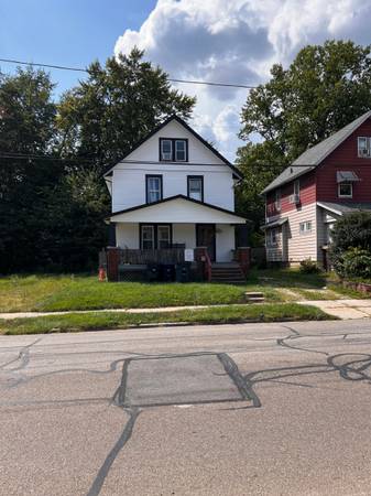 $1,350 / 4br - 2100ft2 - Casa unifamiliar de 4 dormitorios / Aprobado Sec 8 (500 Block Inman)63661058011521120