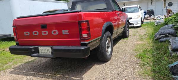 Raro convertible Dodge Dakota 1989 - 30.731 millas - $13.000 (Faribault)63480853391873122
