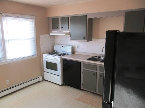 $930 / 2br - Amplio apartamento de 2 habitaciones (101 N Williamsburg)63700527697667122
