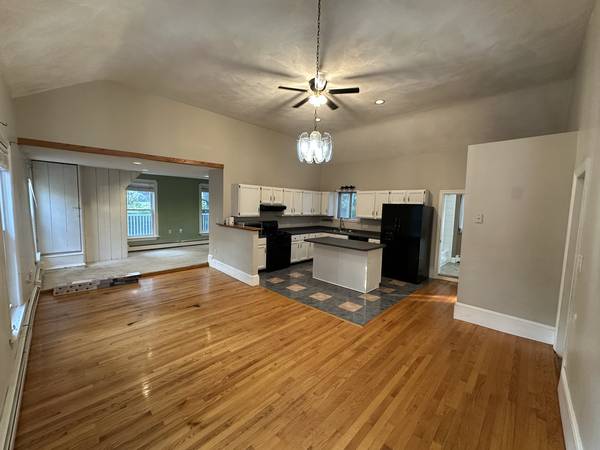 $1,500 / 3br - 490ft2 - Habitación con baño privado y oficina privada en alquiler (Beverly)63614178345985123