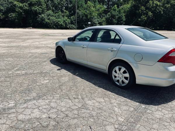 2011 FOR FUSION - $5,200 (Homewood)63622015123587123