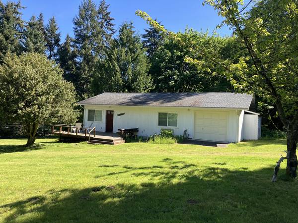 Furnished Studio +1 Bdrm Cabin 1