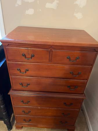 Solid Wood Dresser For Sale - $75 (Sugar Hill)63470457417217121