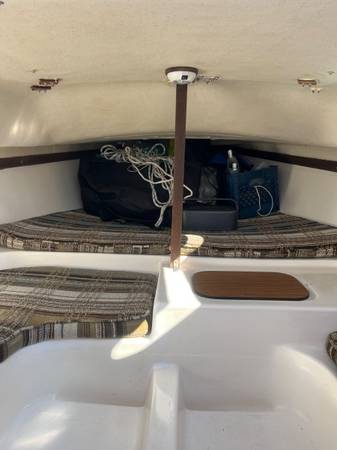 MacGregor 21 Pocket Cruiser – Remolque + motor fuera de borda + equipo completo - $5.000 (Squalicum Marina)63435861591811124