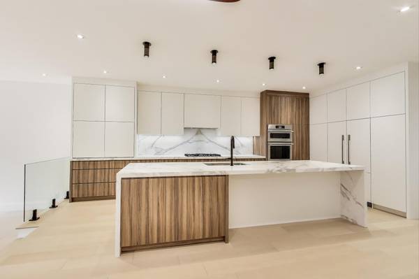 23 Mitchell Ave - Beautifully Renovated House for Sale 1