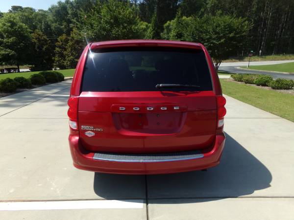 2013 dodge grand caravan sxt v6 2wd 2 dueños(210K) millas en autopista funciona xxxx - $3,995 (riverdale)63621024300547123