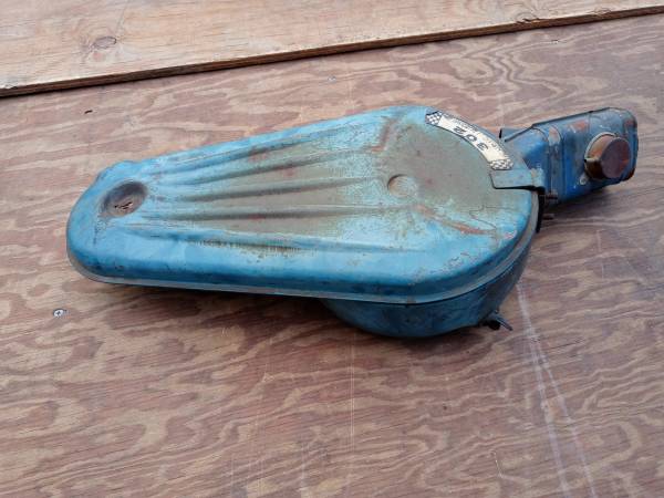 66-77 Bronco Air Cleaner 1
