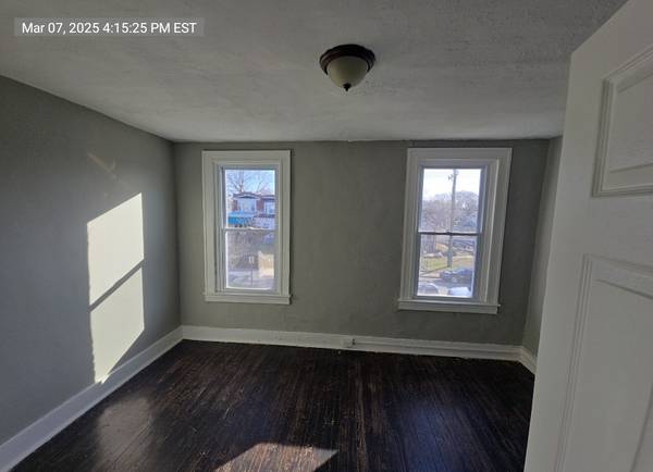 $1,299 / 3 habitaciones - 1020 pies² - ¡Hogar independiente remodelado con un patio enorme en el condado de Anne Arundel! (Baltimore)63654692326019122