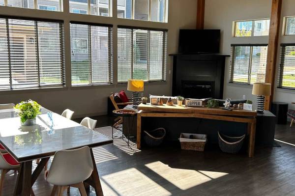 $1,230 / 1br - 1B/1B, Cyber Cafe, Spacious Main Bedroom w/ Large Closets (Copper Wood Ln SE, Lacey, WA)63659484116227121