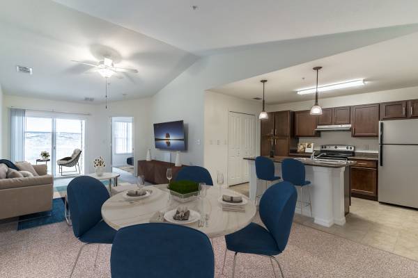 $1,624 / 3br - 1102ft2 - Experience the golden years, reimagined (Brooksville)63976135211395124