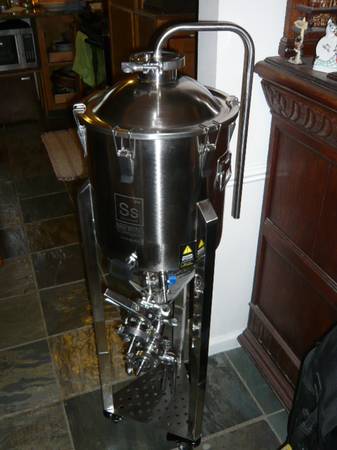 Conjunto completo PROFESIONAL para elaborar CERVEZA en casa, SS BREWTECH, gama alta - $1.295 (Mossyrock)63471421031683121