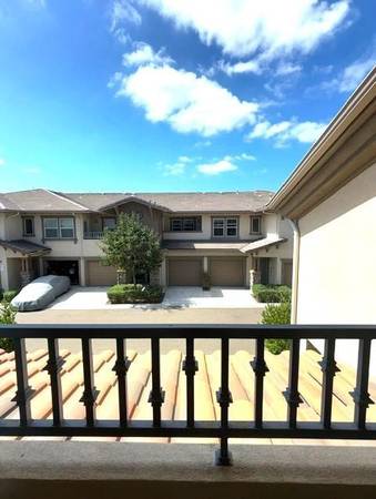 $3,142 / 1br - 678ft2 - Gas Fireplace, Central A/C and Heat, Yoga, Direct Access Garage (Pacific Highlands Ranch)63657310507651124