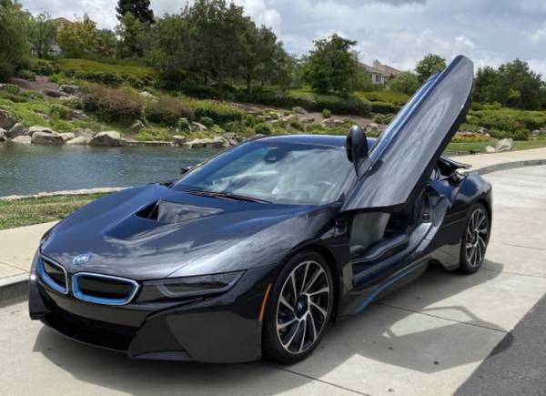 BMW I8 - Hybrid - $70,000 (mill valley)63487148259715122