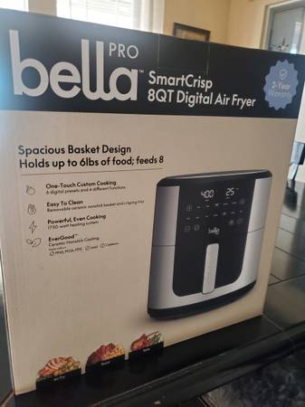 Large brand new Bella 8 qt. Digital air  fryer 1