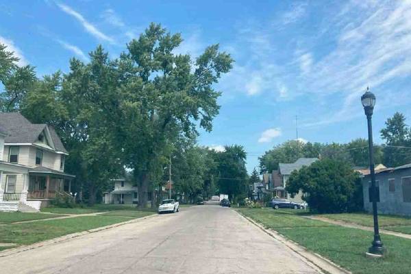 $190,000 Kankakee, IL 3-family — SELLER FINANCE • $190,000 • AS-IS • NO CREDIT (Kankakee)63688333851393123