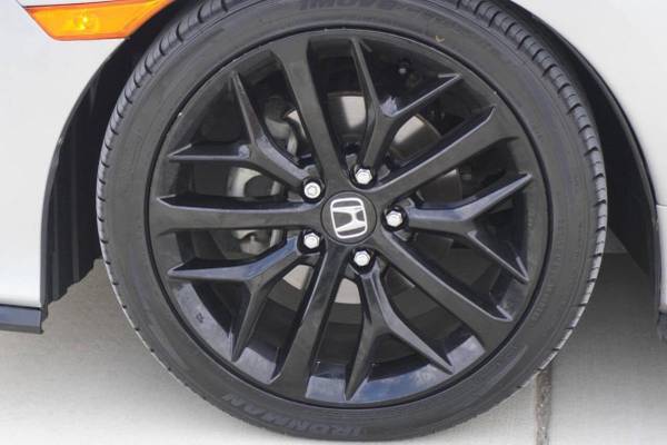 2020 Honda Civic Sport Hatchback photo 4