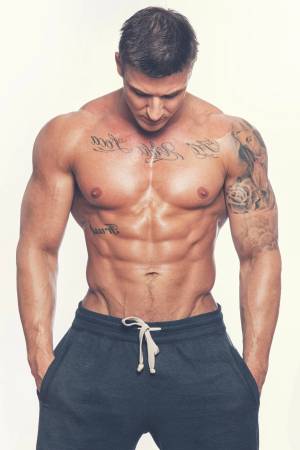 Dark Romance Author and Photographer ISO MALE MODEL 1